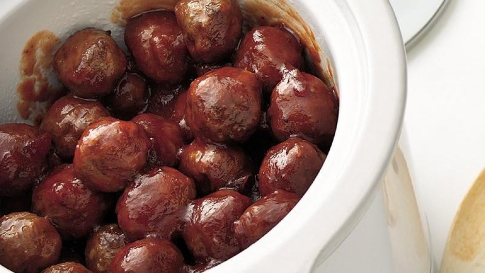 Crock Pot Cranberry Barbecue Meatballs